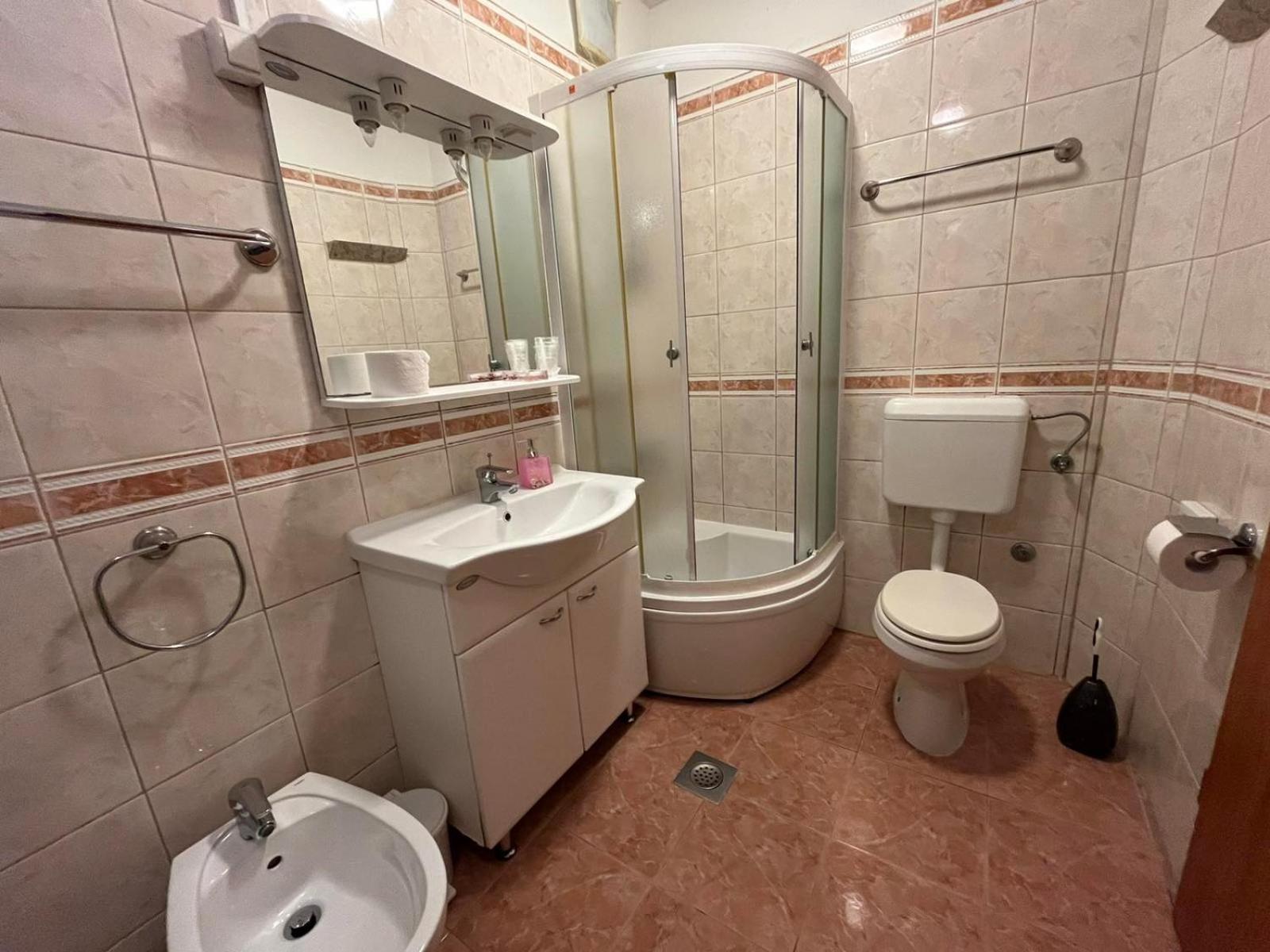 Family Apartments Suzi Rovinj Luaran gambar